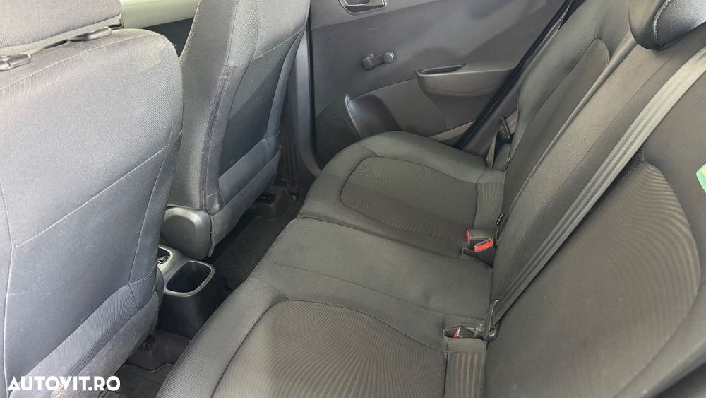 Hyundai i10 1.0 Duo - 10
