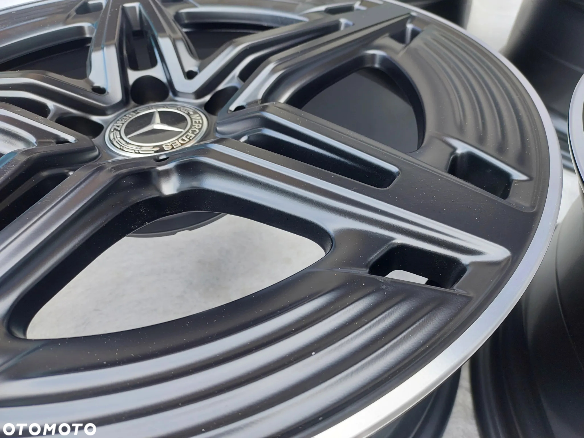 NOWE ORYGINALNE FELGI A35 A45 MERCEDES A KLASA CLA V KLASA VITO 19'' - 8
