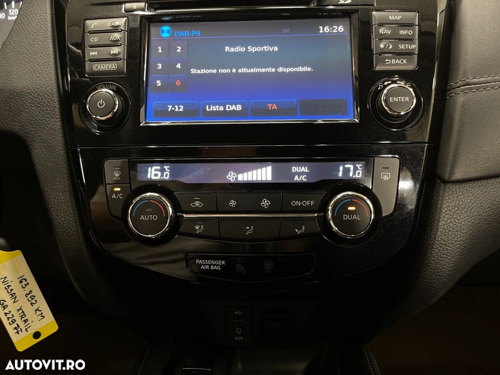 Nissan X-Trail 1.7 dCi ALL-MODE 4x4i Acenta - 17