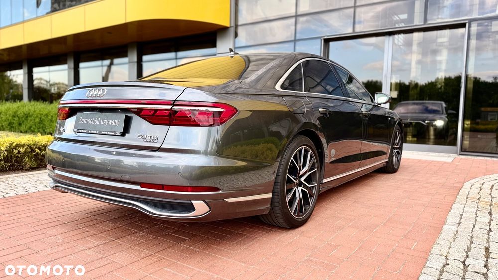 Audi A8 - 36
