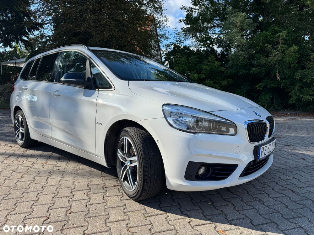 BMW Seria 2 218d Sport - 2