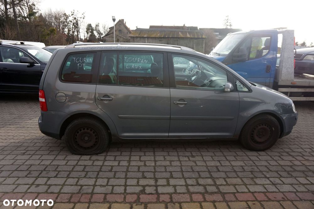 VOLKSWAGEN TOURAN I 1T 2005 LA7X 2.0 TDI BKD 140KM HJP SZARY na części - 6