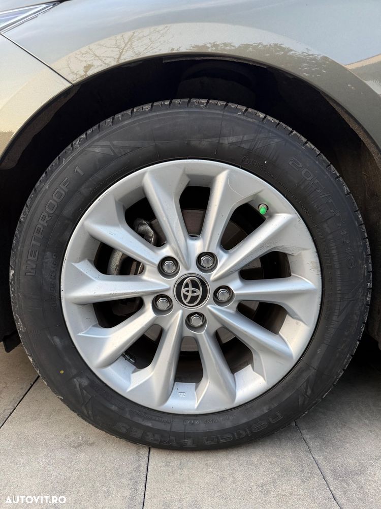 Toyota Corolla 1.8 HSD Dynamic - 9