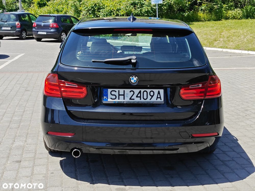 BMW Seria 3 320d - 15