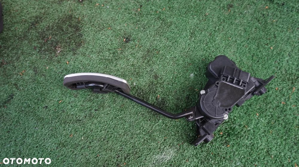 Mitsubishi Pajero IV 3.2 DID potencjometr pedal gazu 1706-0119 MP30-017 - 1