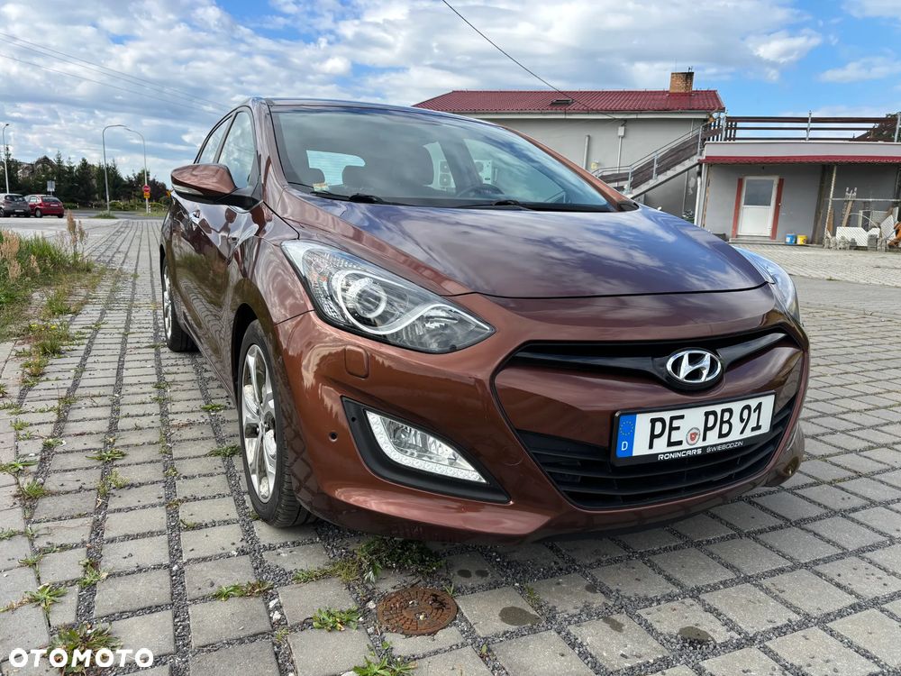 Hyundai i30 blue 1.6 CRDi Trend - 19