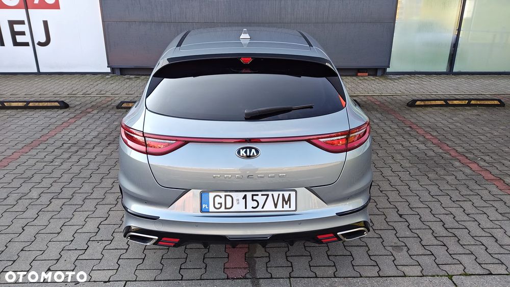 Kia ProCeed - 8