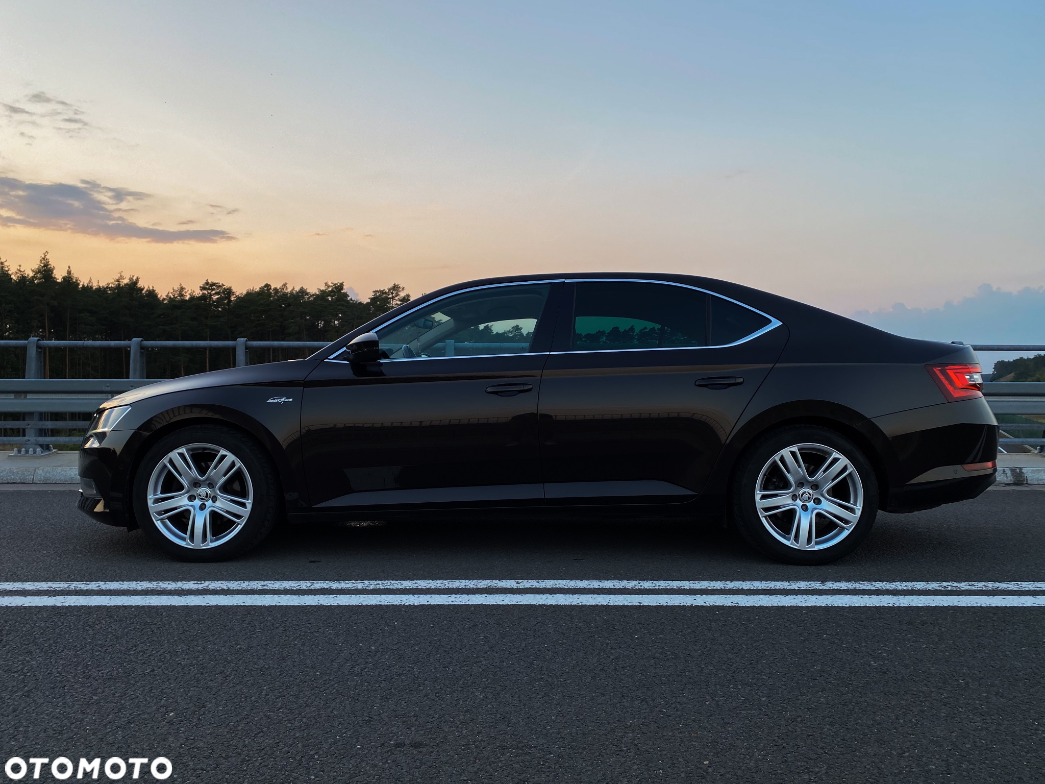 Skoda Superb 2.0 TDI DSG L&K - 13