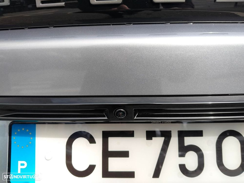 Peugeot 2008 1.2 PureTech Allure - 15