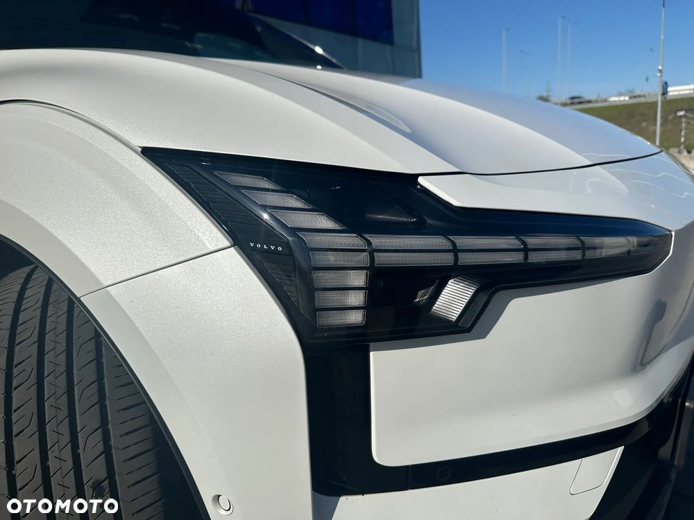 Volvo EX30 69kWh Twin Motor Ultra - 4