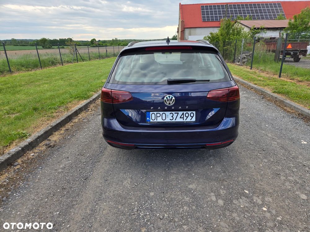Volkswagen Passat Variant 2.0 TDI SCR BlueMotion Comfortline - 6
