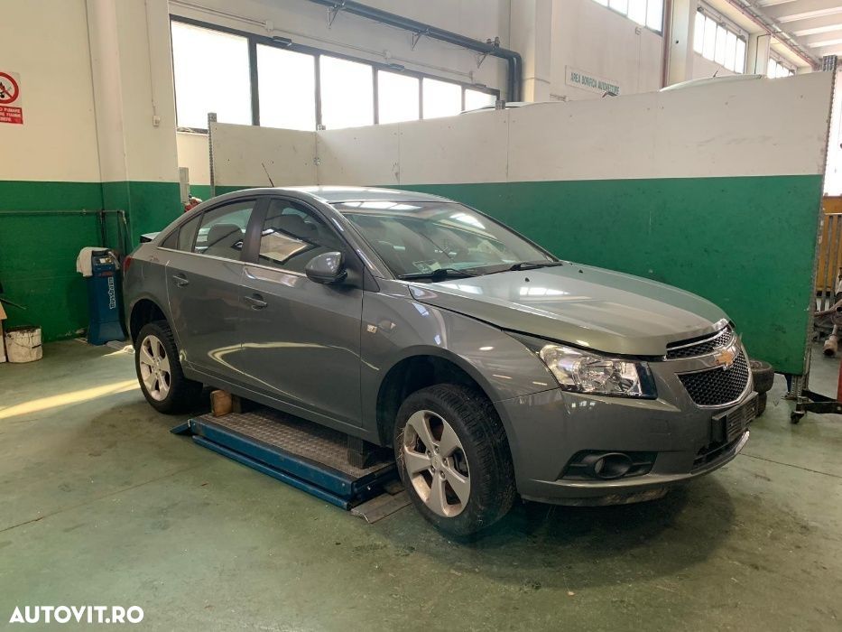 Dezmembrez Chevrolet Cruze , 2.0D VCDI , tip motor Z20DMH , an 2011 - 6
