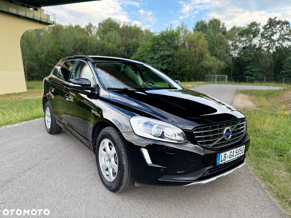 Volvo XC 60 D4 Momentum - 11