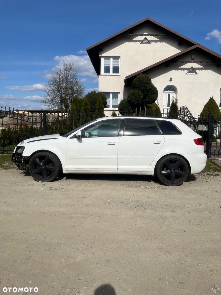 Audi A3 Sportback 1.8 TFSI Ambiente - 1
