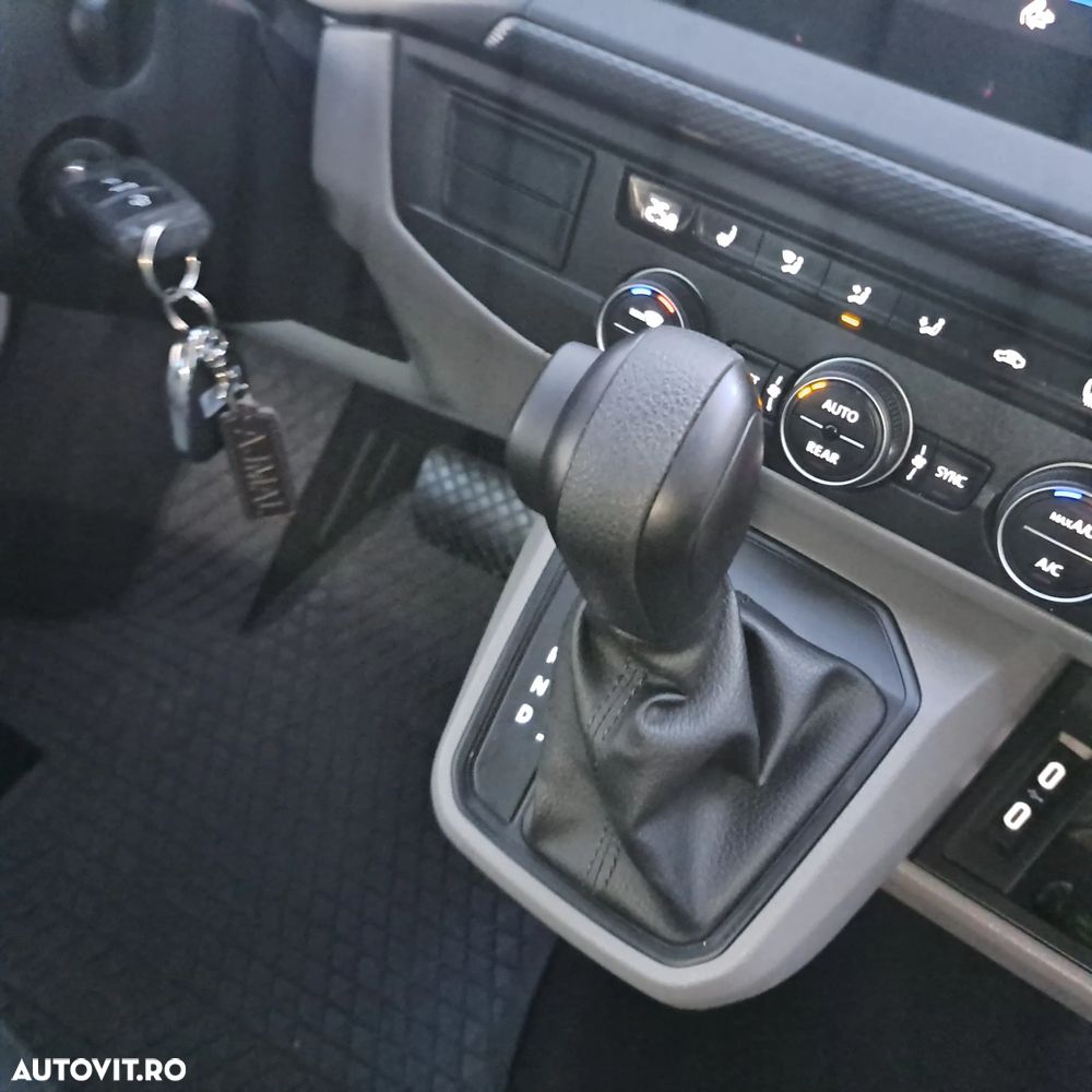 Volkswagen Caravelle LR Comfortline DSG - 13