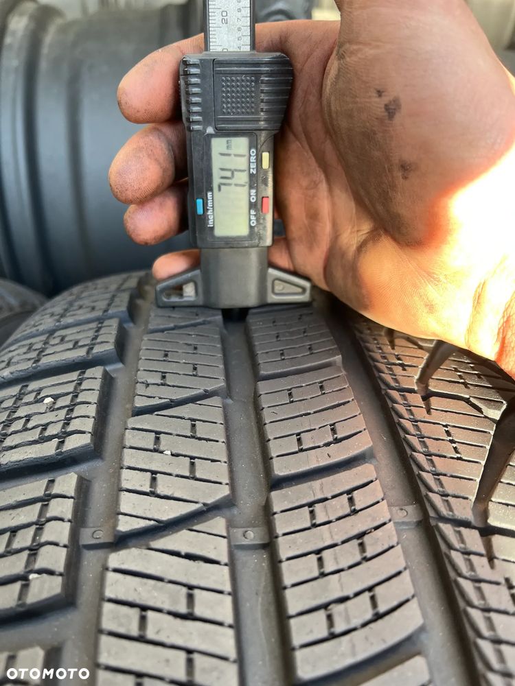 275 40 19 + 245 45 19 Pirelli P Zero Winter Zima BMW Mercedes 4szt. - 5