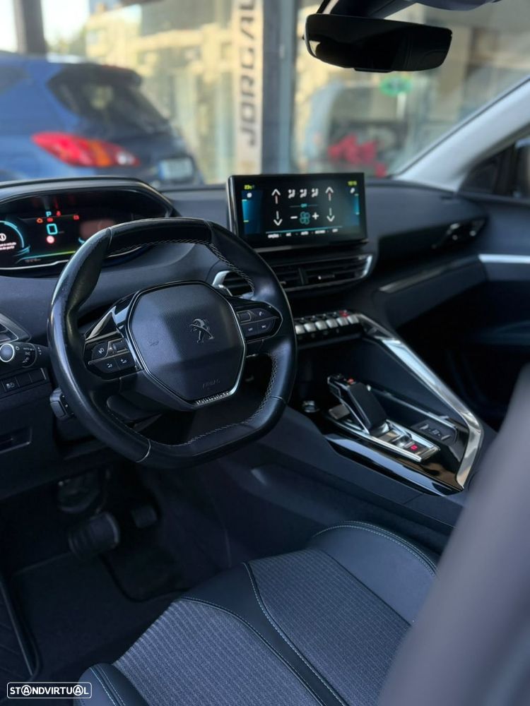 Peugeot 3008 - 23