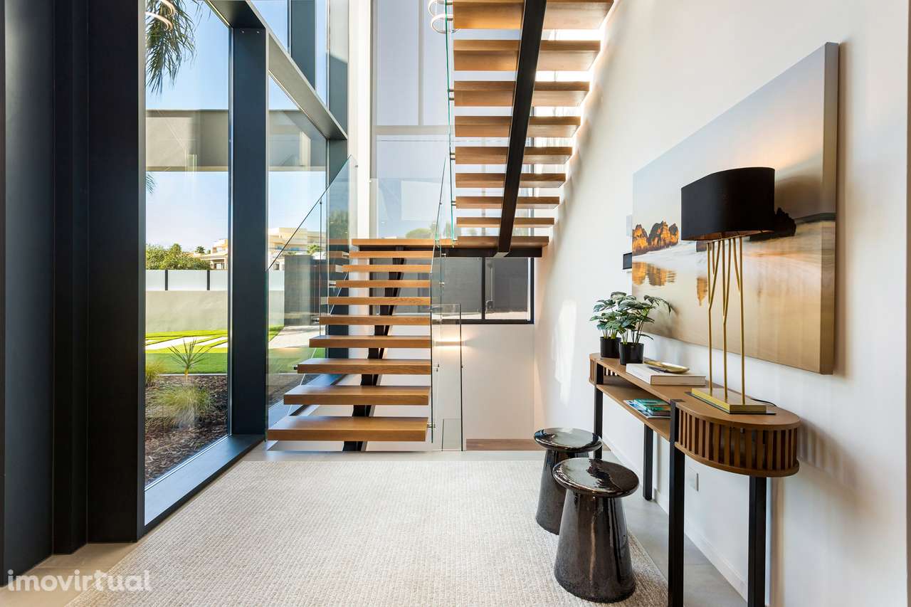 Moradia nova de luxo com vista mar a 250m da praia, vendida mobilada - Grande imagem: 4/60