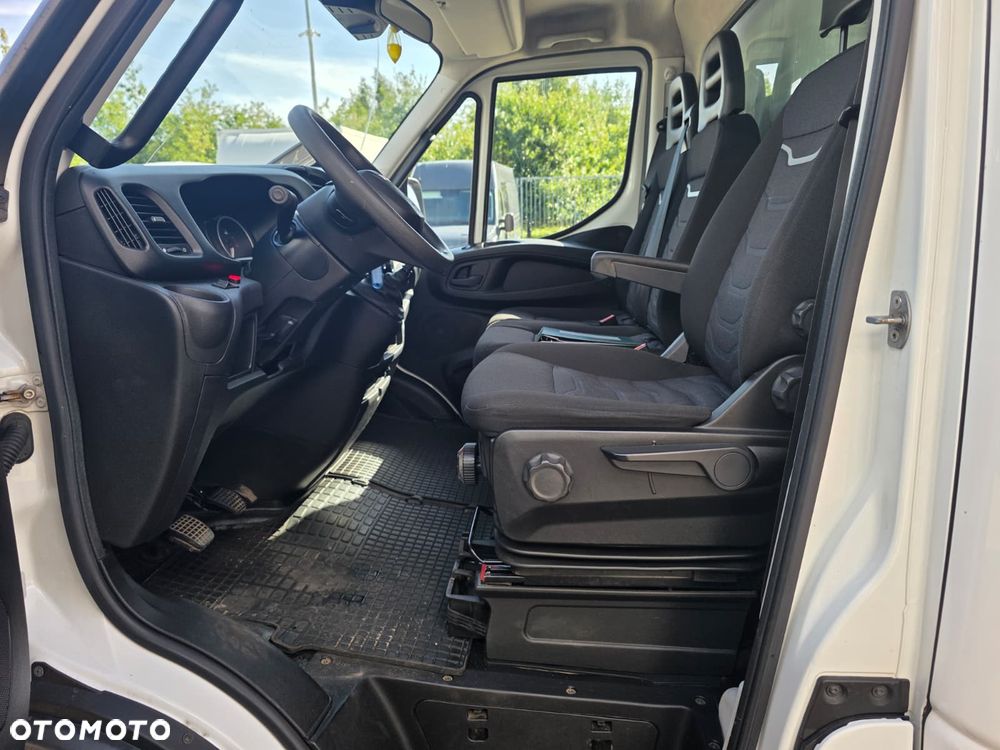 Iveco 50C18 Skrzynia z Plandeką Winda 1500 kg ! Firanka 10EP Krajowy Ledy - 21