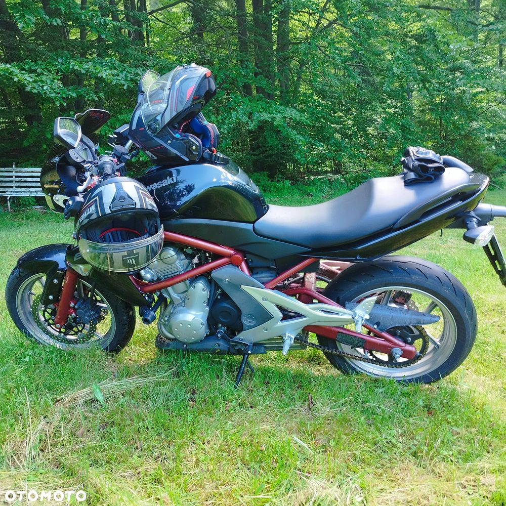 Kawasaki ER - 2