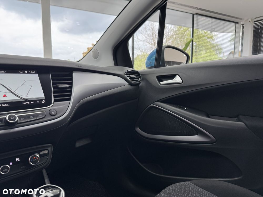 Opel Crossland X - 26