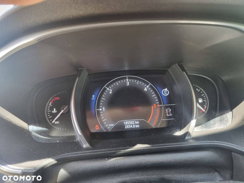 Renault Megane 1.5 Blue dCi Intens - 5
