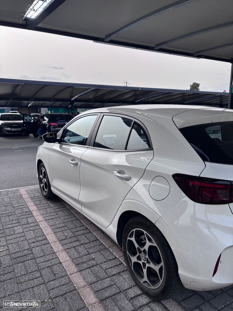 MG MG3 1.5 L Hybrid+ Comfort - 4