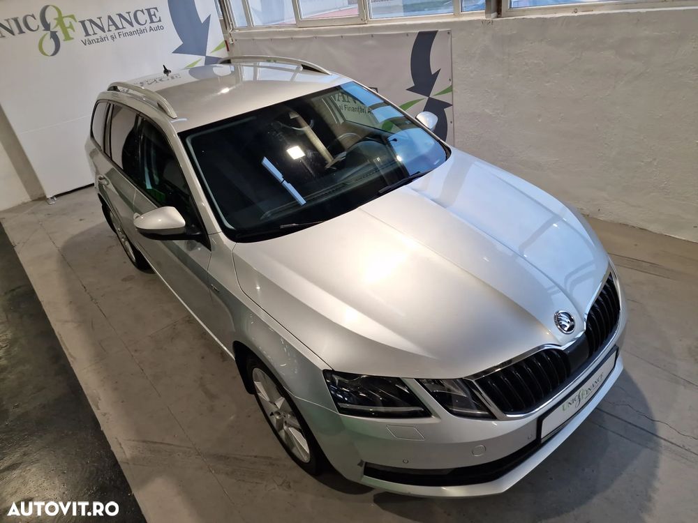 Skoda Octavia 1.6 TDI DSG Style - 12