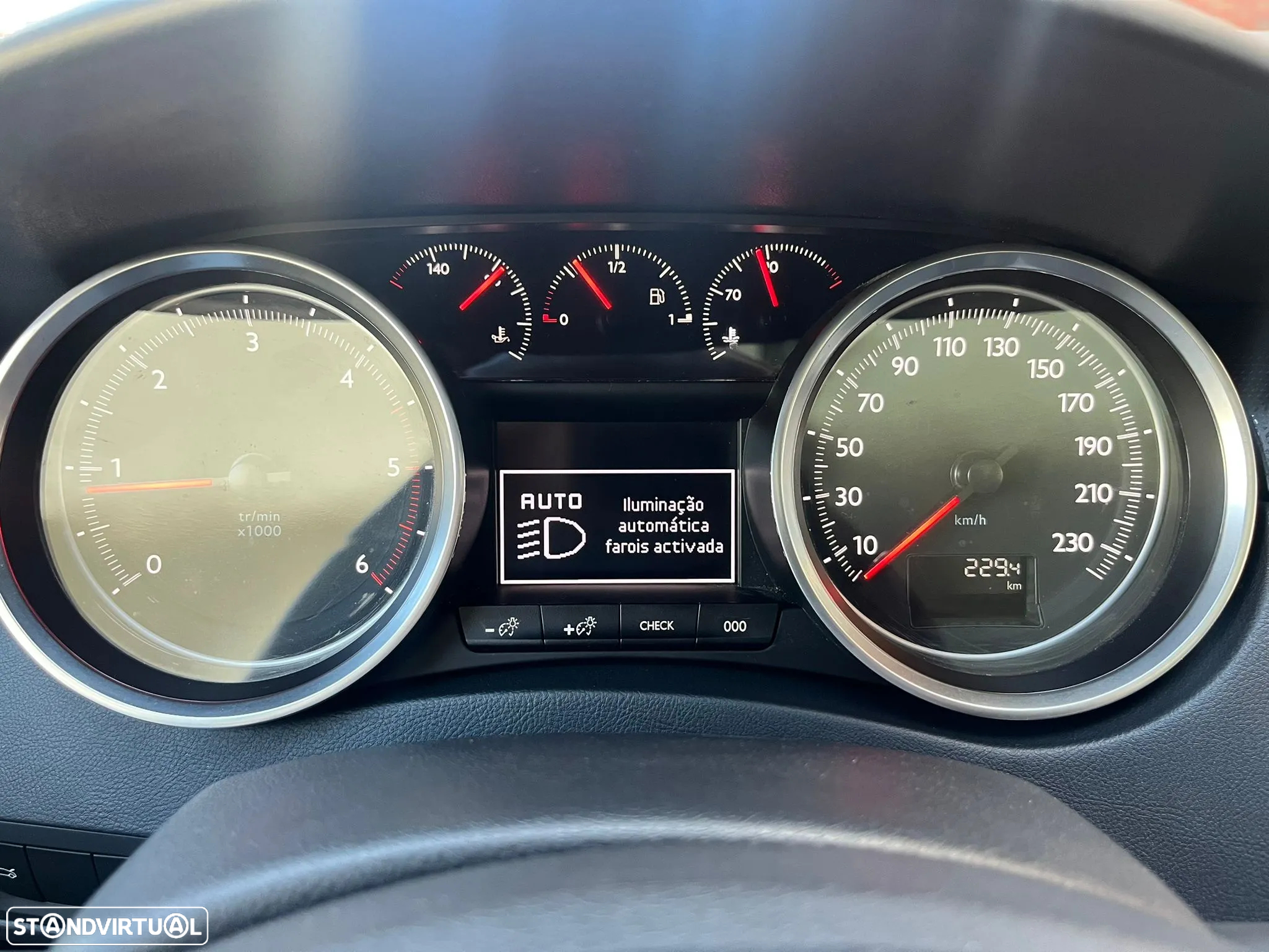 Peugeot 508 SW 1.6 e-HDi Allure - 29