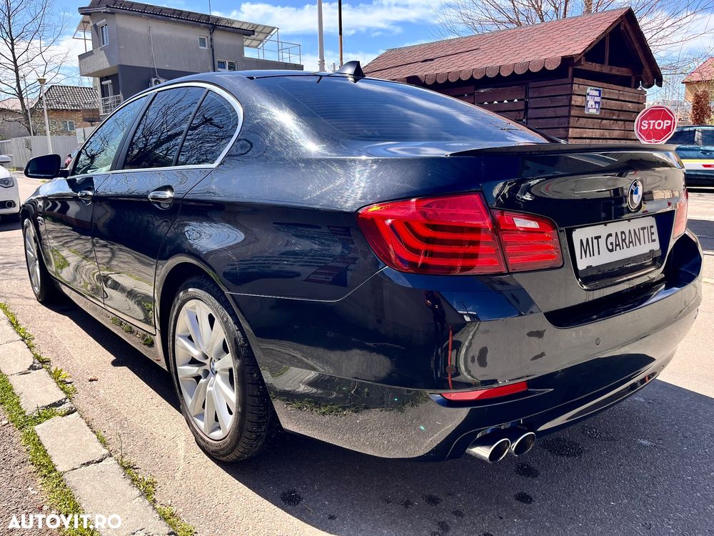 BMW Seria 5 525d Aut. Luxury Line - 8