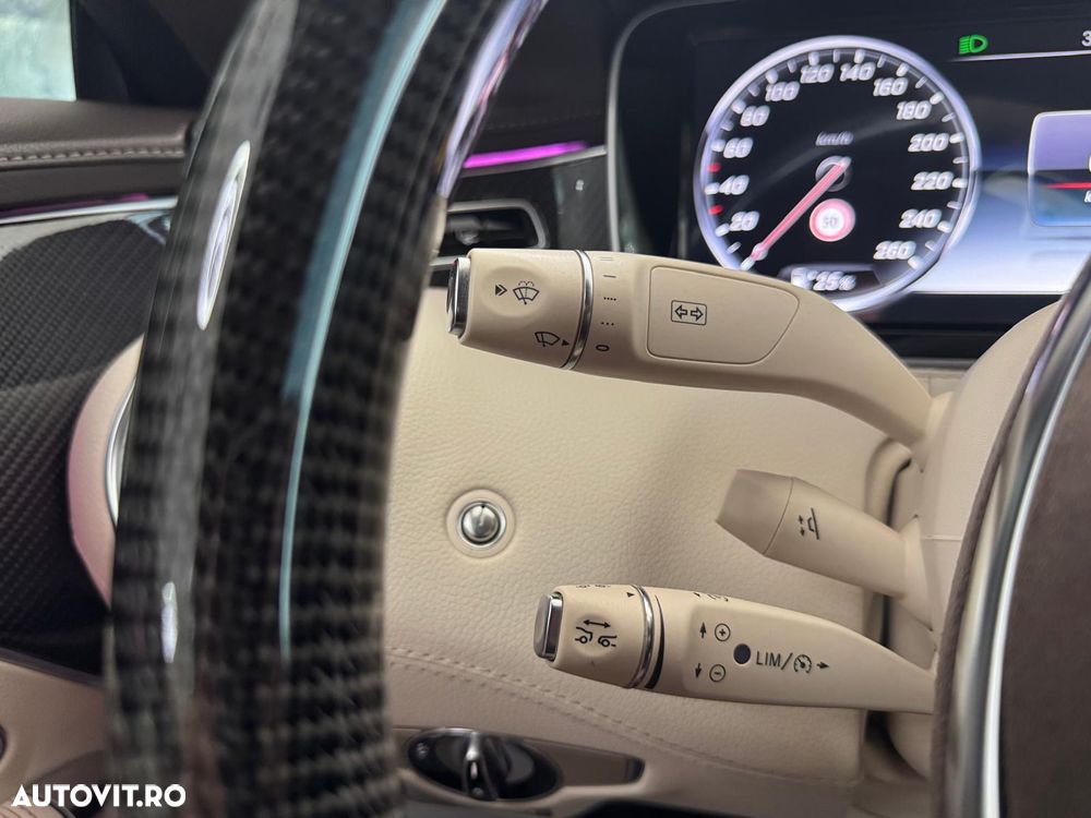 Mercedes-Benz S 500 Cabrio Aut - 34