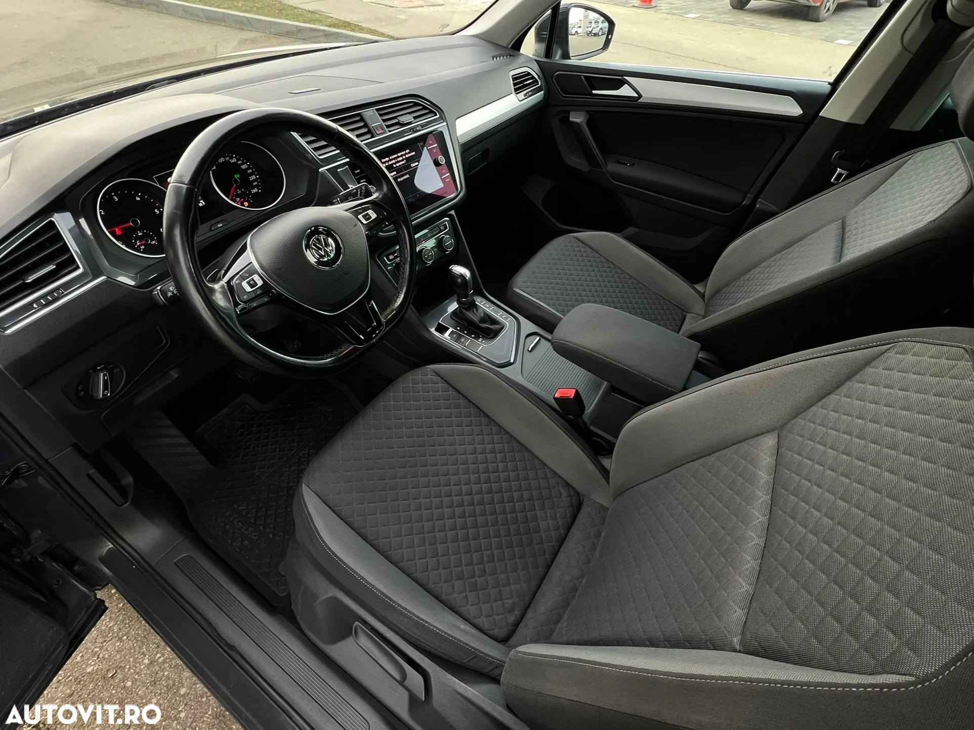 Volkswagen Tiguan 2.0 TDI DPF DSG Comfortline - 11
