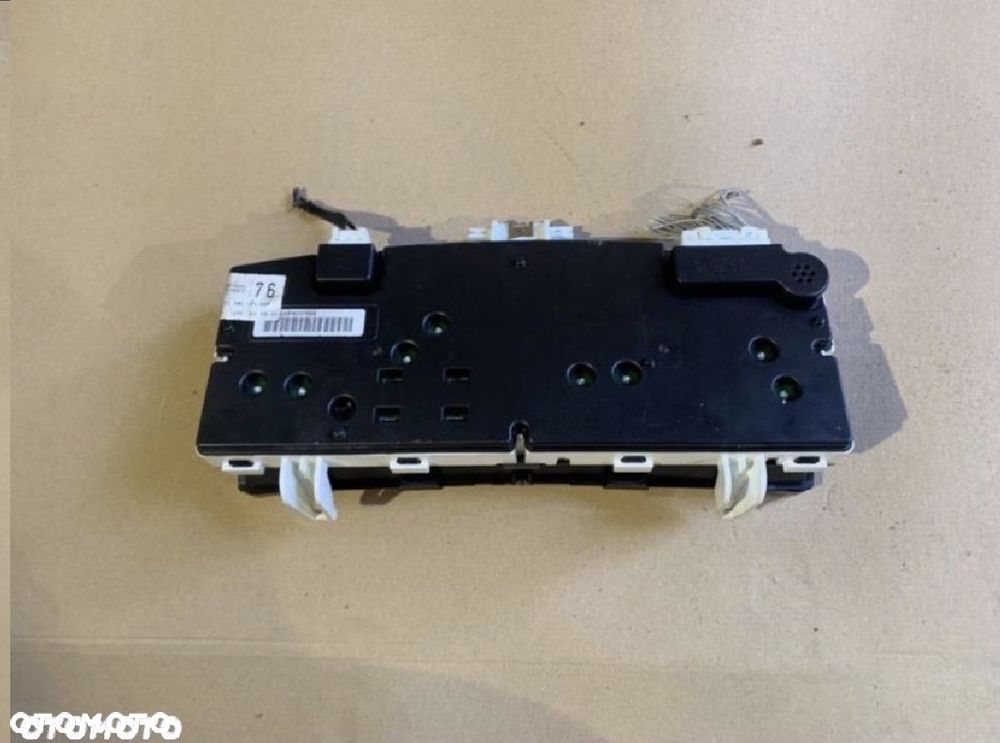 83830-02760 licznik zegary Toyota corolla e12 - 2