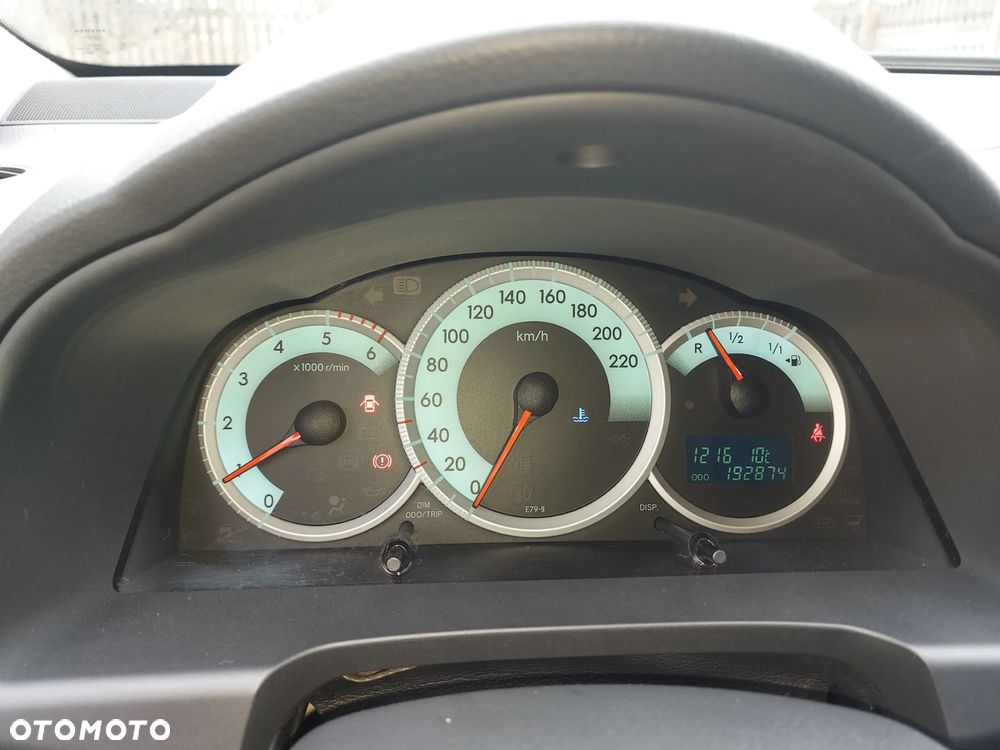 Toyota Corolla Verso 2.0 D-4D - 7