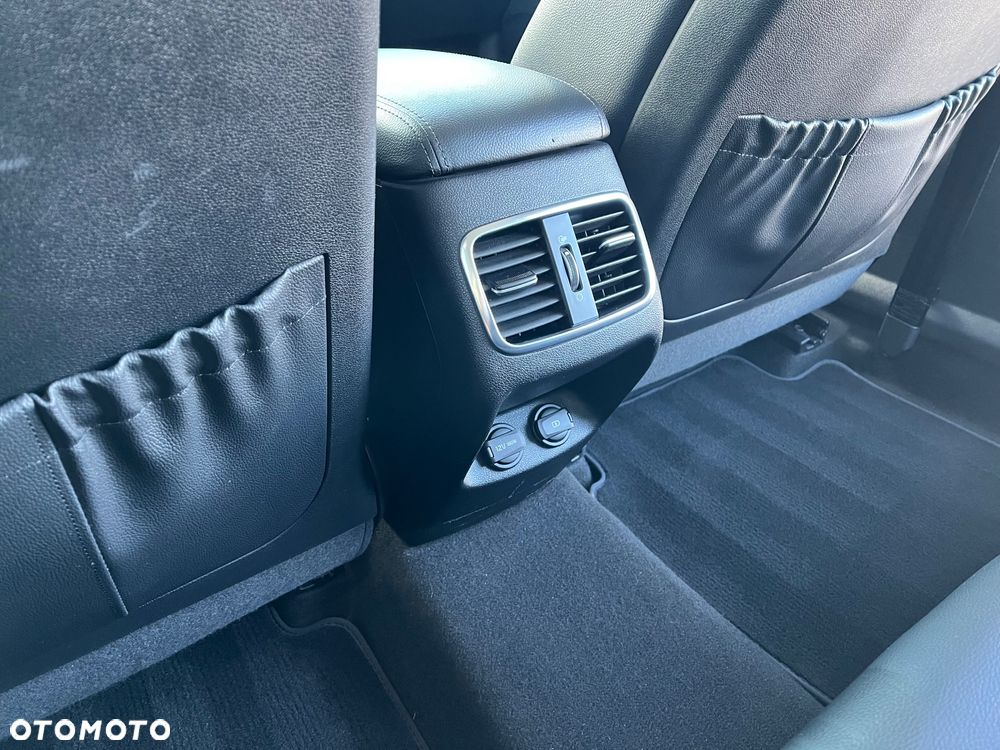 Kia Optima 1.7 CRDI XL DCT - 27