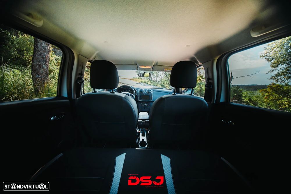 Dacia Sandero Stepway TCe 90 Easy-R Celebration - 12