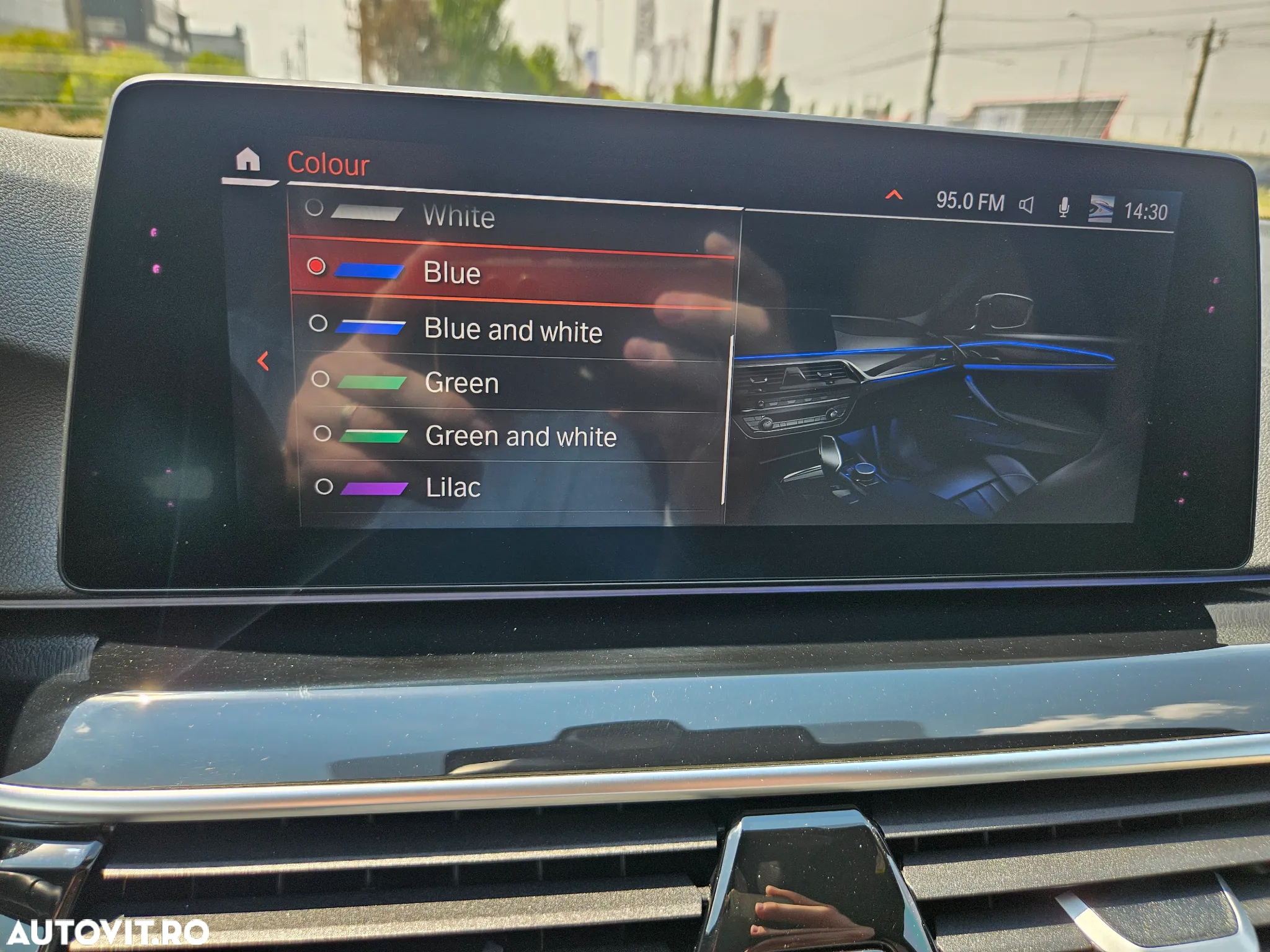 BMW Seria 5 520d xDrive AT - 35