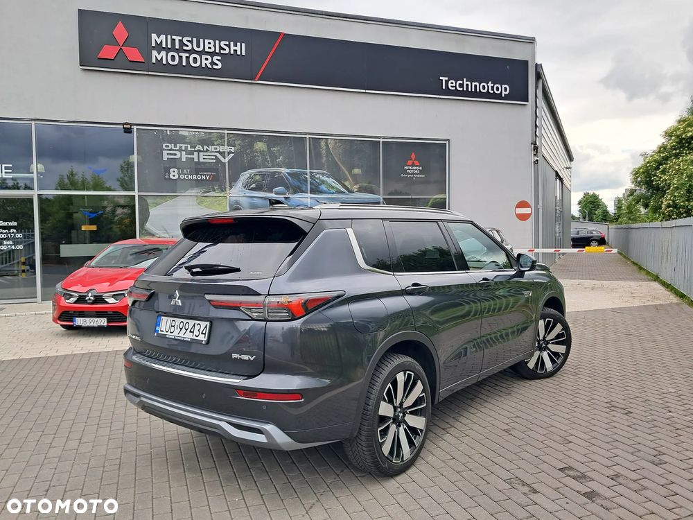 Mitsubishi Outlander Instyle Plus - 4