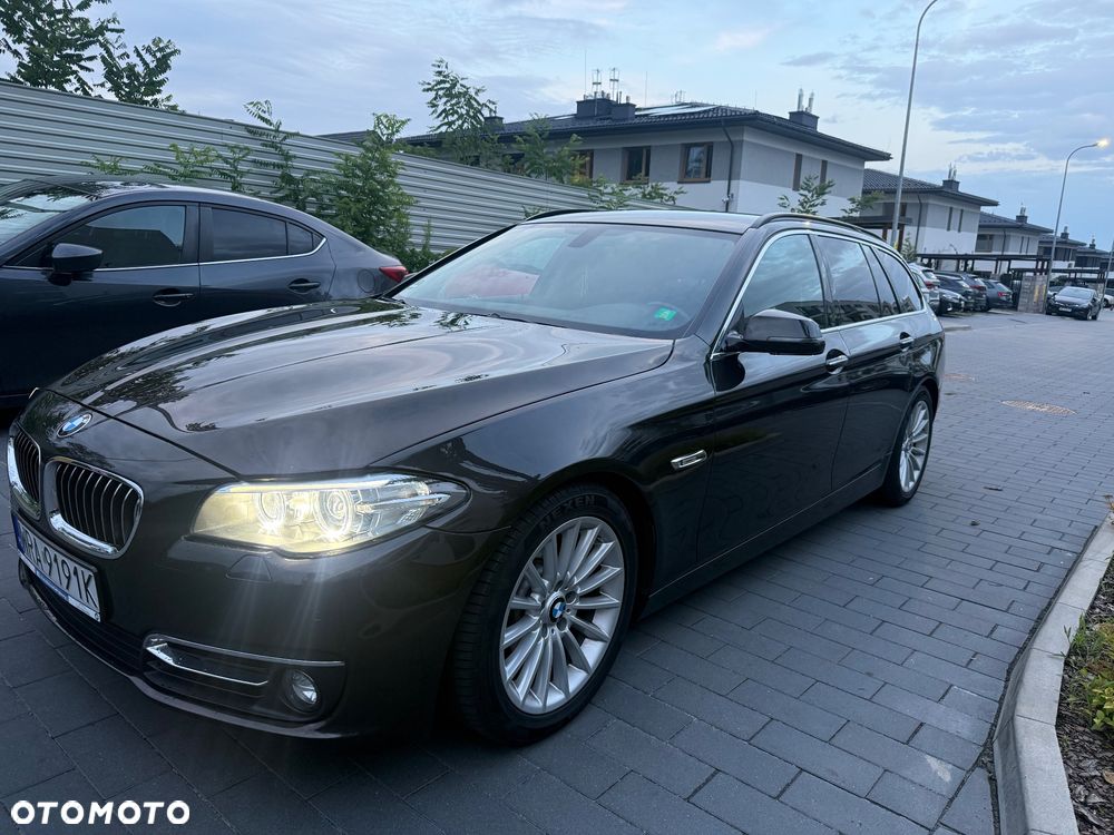 BMW Seria 5 520d Luxury Line - 2