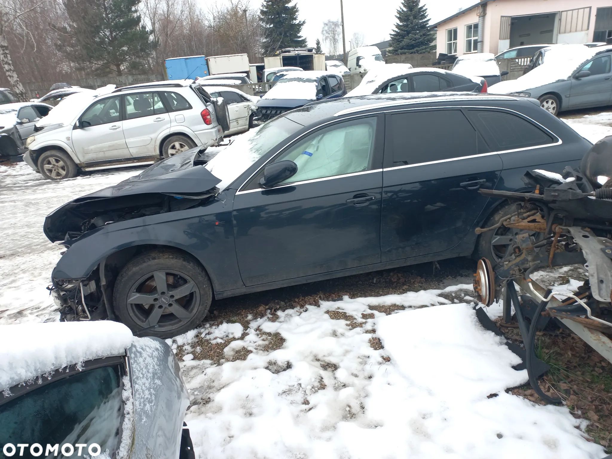 Audi A4 B8 2.0 TDI Kombi 14r  wszystkie części - 1