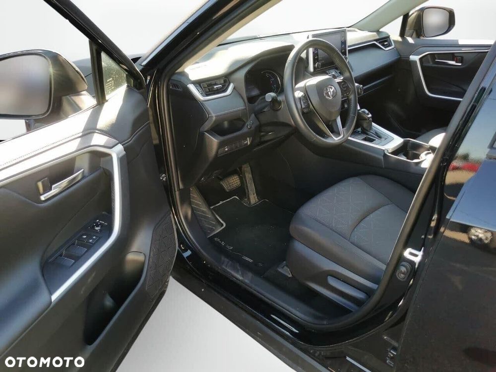 Toyota RAV4 - 3