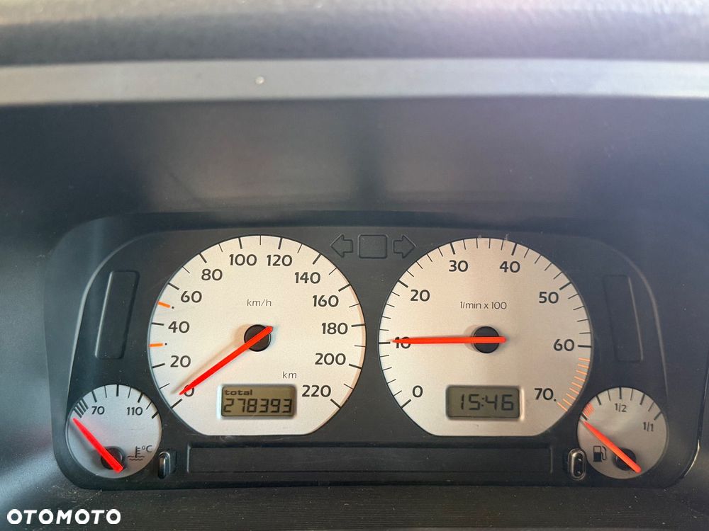 Volkswagen Golf - 14