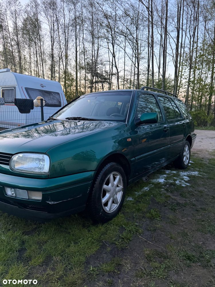 Volkswagen Golf 1.6 - 2