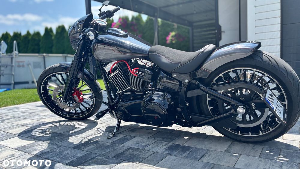 Harley-Davidson FXSB Breakout - 5