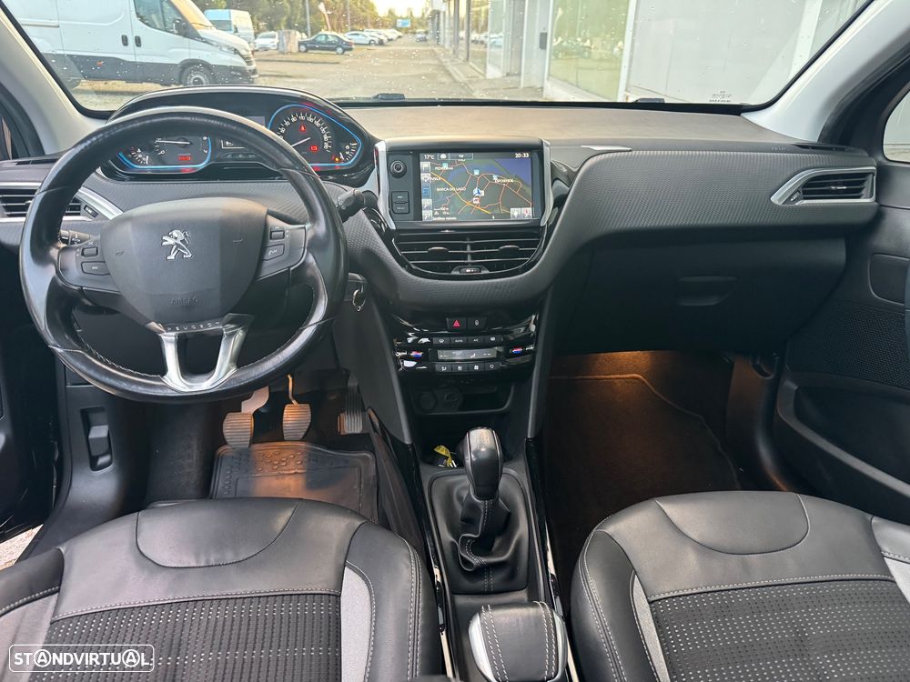 Peugeot 2008 PureTech 110 Stop&Start Allure - 6