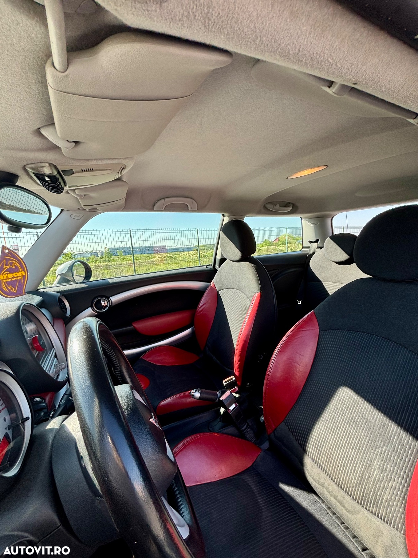 Mini Cooper Cabrio S - 15