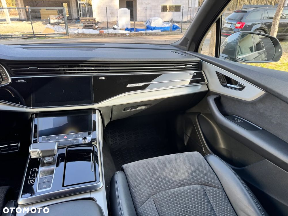 Audi Q7 45 TDI mHEV Quattro S Line Tiptr - 22
