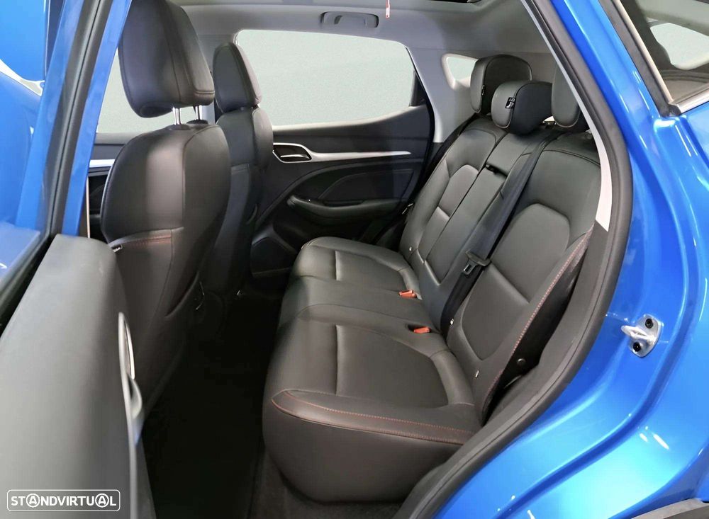 MG ZS EV 72.6 kWh Luxury - 8