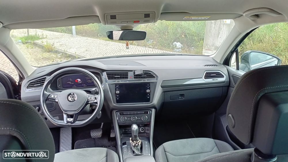 VW Tiguan 2.0 TDI R-Line DSG - 16