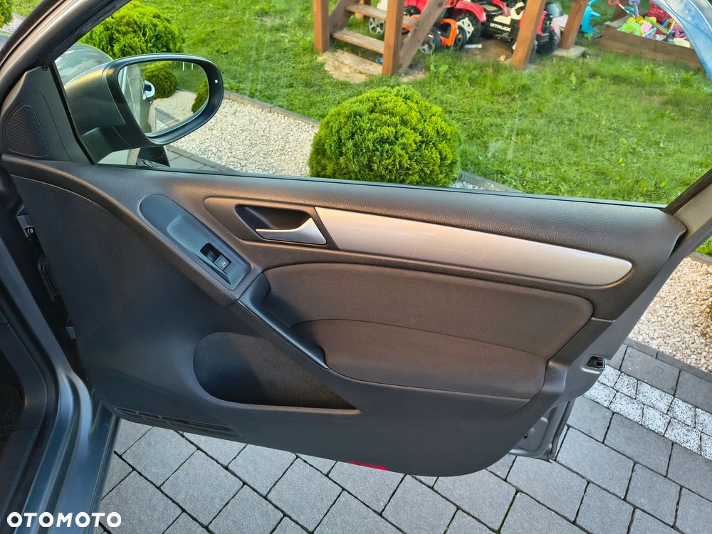 Volkswagen Golf 1.6 Trendline - 18